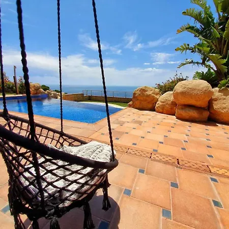 Vila Con Fantasticas Vista Sobre El Mediterraneo