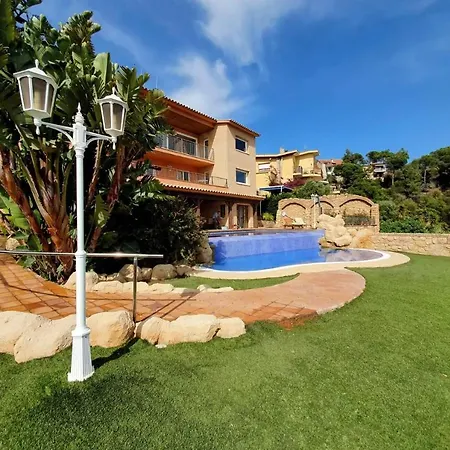 Vila Con Fantasticas Vista Sobre El Mediterraneo *